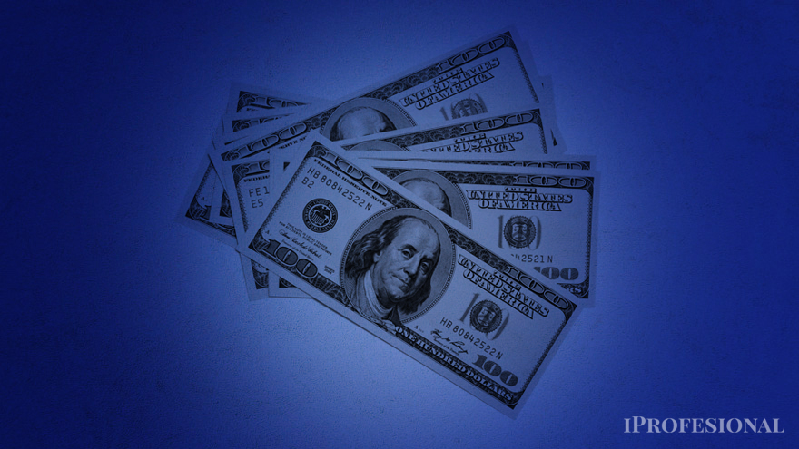 Dólar hoy | El blue perdió impulso y retrocedió a $374: qué pasó con los dólares financieros y el oficial